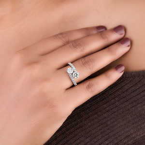 แหวนหมั้นเพชรพู่2เม็ด - Product Image 5