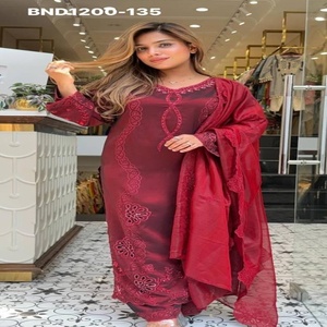 Último Diseño de Moda: Conjunto de Plazzo-Kurta-Dupatta Rojo con Bordado de Lentejuelas y Trabajo Calado, Listo para Usar, Exportador de Moda Femenina - Product Image 1