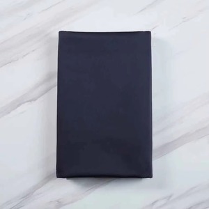 Toalla de Playa Extra Grande Personalizada de Poliéster y Algodón con Diseño Deportivo, Bolsas con Logotipo Resistentes a la Arena para Uso Doméstico, Temporada de Verano - Product Image 6