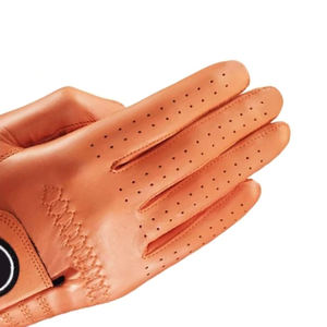 Fabrication professionnelle de gants de golf en cuir noir pour hommes, de haute qualité, personnalisés, en peau de mouton, service OEM, gants de golf durables et abordables. - Product Image 6