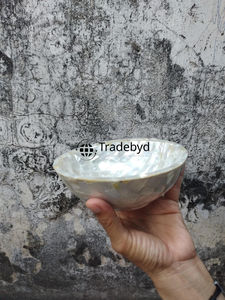 Bol artisanal fait main style ange, incrustation MOP de qualité supérieure, décoration élégante pour salle à manger Tradebyd - Product Image 3