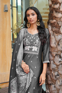 Conjunto de Kurti Gris para Mujer, Manga 3/4, Corte Vaticano, Completamente Cosido, Ideal para Ocasiones Formales y Festivas - Product Image 3