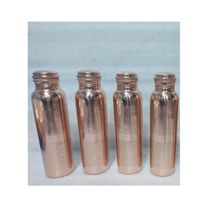 Botella de agua de cobre que promueve un estilo de vida saludable, fomenta mejores hábitos de hidratación y apoya la armonía natural del cuerpo. - Product Image 5