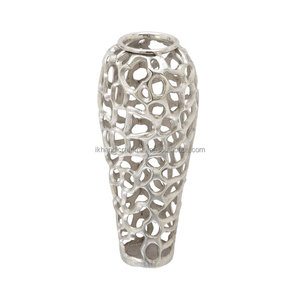 Meilleures ventes : Décoration florale personnalisée pour remerciements et appréciations, à col effilé, pour mariages, en aluminium moderne fait main - Product Image 1