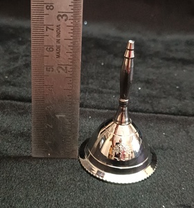 Cloche d'autel Arbre de Vie pour la prière, cloche d'appel sonore en laiton Pandulam, cloches d'appel de 3 pouces, par Indian Consigners - Product Image 3