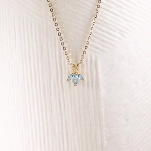 Collier vintage en topaze bleue de Londres, pendentif en forme de feuille, triple pierre précieuse taillée en goutte d'eau, charme en argent sterling 925 plaqué or 14 carats, classique - Product Image 1