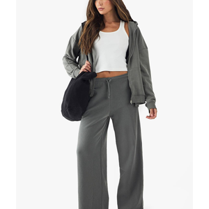 ชุดเซ็ต 2 ชิ้นสำหรับผู้หญิง ปี 2026 เสื้อฮู้ดมีซิปผ้าฝ้ายผสมโพลีเอสเตอร์และกางเกงวอร์มขายาวพิมพ์ลายกราฟิกฟุตบอลเอวสูง - Product Image 4