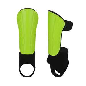 Protège-tibias élastiques personnalisés de qualité supérieure à prix abordable pour le kick-boxing, fabriqués au Pakistan - Product Image 2