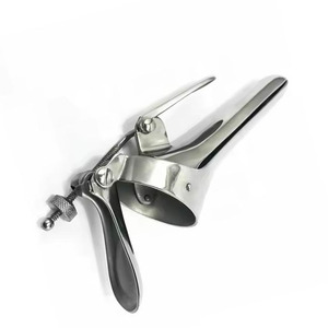 Spéculum Cusco ergonomique en acier de qualité supérieure avec mécanisme de verrouillage manuel sécurisé, manipulation précise, idéal pour la chirurgie latérale - Product Image 3
