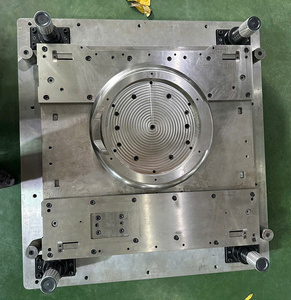 Fabricant de moules d'estampage métallique pour pièces industrielles OEM - Product Image 3