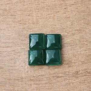 พลอยคาลซิโดนีสีเขียวธรรมชาติทรงสี่เหลี่ยมเรียบหินอัญมณีหลวม10มม. ราคาไม่แพง - Product Image 1