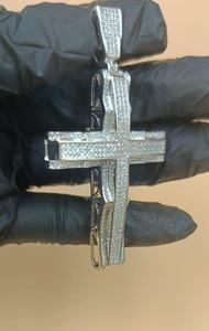 Colgante VVS Moissanita con Diamantes Engastados en Pavé, Colgante Religioso de Fe, Colgante Hip Hop Iced Out, Joyería Cristiana para Regalos - Product Image 6