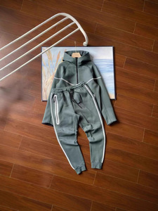 OEM <b>Men</b> Jogger Sets Two Piece Set Patchwork Zip up Puff <b>Track</b> Nylon <b>Jacket</b> and <b>Track</b> Pants Custom Nylon Tracksuit <b>Men</b> - Product Image 2