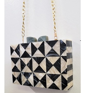 Bolsos de mano de resina de lujo, los más vendidos, para mujer, con asa única, calidad de exportación india, ecológicos. - Product Image 1