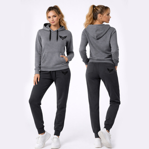 Conjunto Deportivo Informal Personalizado para Mujer, Sudadera con Capucha Gris y Pantalones Deportivos, Traje Deportivo de Algodón y Felpa, Ropa Deportiva para Mujer, Conjunto para Estar en Casa con Logotipo Personalizado - Product Image 1