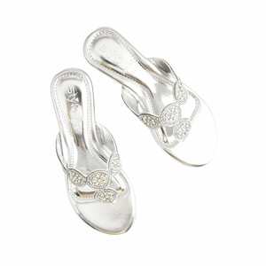 <b>Silver</b> <b>Heeled</b> <b>Sandals</b> Fancy Chappal FN0792 - Product Image 1