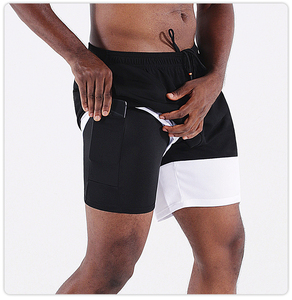 Pantalones Cortos Deportivos Negros para Hombre con Bolsillos Laterales, Secado Rápido, Cintura con Cordón, Longitud Media, Color Sólido, Material de Poliéster y Elastano - Product Image 3