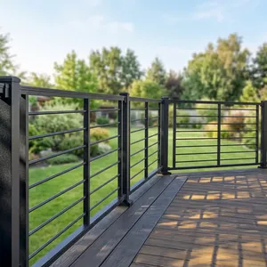 Rampe d'escalier moderne en métal noir avec barres horizontales, poteaux carrés, résistante à l'eau, pour la sécurité des balcons, des terrasses et l'extérieur - Product Image 5