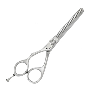 Ciseaux professionnels pour la retouche des cheveux, en acier inoxydable, 30 dents, pointe arrondie, manche moyen, pour droitiers, usage en salon, fabriqué au Pakistan - Product Image 2
