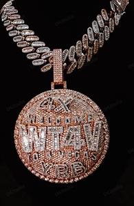 Colgante de Lujo Personalizado de Plata de Ley Chapado en Oro con Diseño de Logotipo de Alfabeto Super Iced y Diamantes de Moissanita Pesados para Hombre - Product Image 3