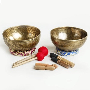 Cuenco Tibetano de Alta Calidad de 7 Chakras para la Limpieza de Chakras y Práctica de Mindfulness, Disponible a Precio de Exportación - Product Image 3