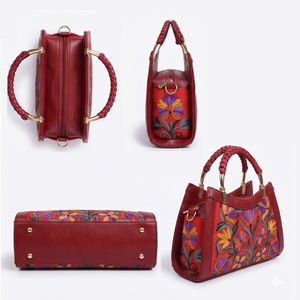 Sac à main bohème en coton bordeaux avec broderie cachemire motif bouquet tropical et fermeture éclair unique pour les voyages en extérieur - Product Image 3
