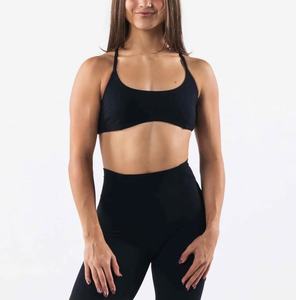 Women Seamless Scoop <b>Neck</b> <b>Halter</b> Sports <b>Bra</b> Medium Support Yoga Top Solid Color Spandex Polyester - Product Image 4