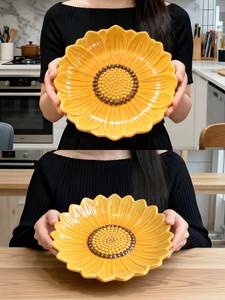 Nouvelle assiette de présentation ronde en céramique émaillée à motif floral pour la maison, les dîners et les cadeaux de fête - Product Image 4