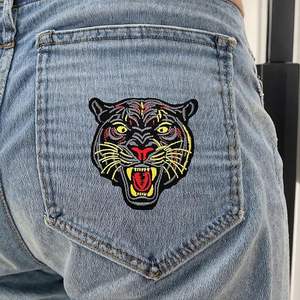 Patchs brodés Panthère Noire - à coudre ou thermocollants pour les trous, les vêtements, les robes, les jeans, les chapeaux, les sacs à <span class=keywords><strong>dos</strong></span> - Product Image 5