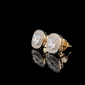 Pendientes de tuerca con halo de diamantes cultivados en laboratorio de 2.00 ct, corte redondo, oro macizo de 14k, certificados por IGI - Product Image 2