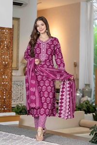 Ensemble Kurta, pantalon et dupatta Sarai Jaipur pour femme, en coton, coupe classique, sans plis, matériaux recyclés, pour mariage - Product Image 4