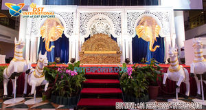 พิธีแต่งงานแบบเปิดสไตล์อินเดียเวทีแต่งงานมหารานีทันสมัย FRP เวทีสีทองงานแต่งงานของชาวฮินดูการตกแต่ง Mandap - Product Image 3