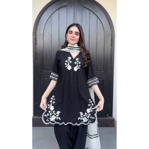 Magnifique tenue traditionnelle musulmane et accessoires – Ensemble élégant haut, bas et dupatta pour les fêtes - Product Image 5