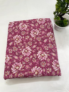 Tissu en coton à motifs floraux roses au mètre, tissu imprimé à la main indien, textile de Jaipur, matériau pour la couture de robes et le patchwork - Product Image 1