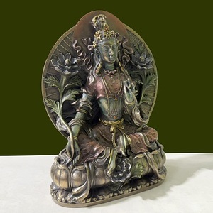 Figura de Resina Verde Tara de Diseño Veronés Art Deco de Nirmala Handicrafts - Decoración Hecha a Mano para el Hogar y la Oficina - Product Image 2