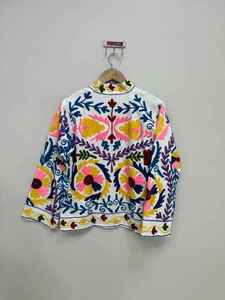 Veste en coton Suzani artisanale pour femmes, bleu marine, broderie dorée, style bohème ethnique, manteau d'automne-hiver - Product Image 3