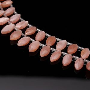 Cuentas de piedra lunar de melocotón natural facetadas en forma de marquesa de 7x12-8x13MM, cuentas de piedras preciosas sueltas talladas a mano para la fabricación de joyas al por mayor. - Product Image 2