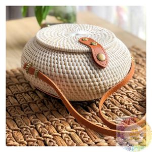 Sac fourre-tout en rotin fait main, sac à main en paille naturelle tressée, sac de voyage, sac de shopping, sac de pique-nique, sac de plage, accessoire décontracté pour femme - Product Image 4