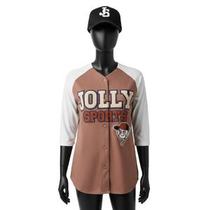 เสื้อเบสบอลหญิง คุณภาพสูง ผลิตจากผ้าโพลีเอสเตอร์ GSM แบบอินเตอร์ล็อค เนื้อผ้านุ่ม ตัดต่อผ้าสีตัดกัน พร้อมปักโลโก้ตามสั่ง เสื้อเบสบอลหญิงผ้าฝ้าย - Product Image 1