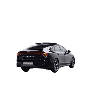 Para Kia K5 2022/3 2.0 Automático con Asientos de Cuero, Volante a la Izquierda, 91,809 km, Estándar de Emisiones Euro V - Product Image 1