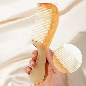 Peigne en corne de bœuf/buffalo véritable fait main, imperméable, de haute qualité, effet toucher réel, 12 cm, portable, pour massage et démêlage des cheveux, personnalisable - Product Image 6