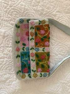 Decorative Handcrafted Seed Beaded Handbag <b>Colourful</b> Floral Pattern Shoulder Bag Crossbody Party Beach Tote Fashion Accessories - Product Image 1