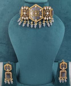 Conjunto de gargantilla de cuentas de latón, perlas Polki y cristal Monalisa, calidad premium, estilo minimalista, conjunto de collar tradicional indio. - Product Image 5