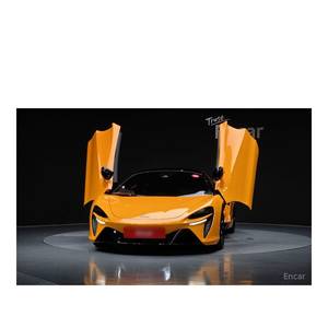 McLaren Artura 3.0 Coupé 2024/12, 2 790 km, Volant à Gauche - Product Image 3