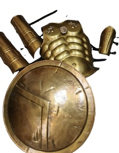 Armure romaine, bouclier, protège-coudes et protège-jambes en acier doux de calibre 20, finition antique en laiton avec sangle en cuir - Product Image 2