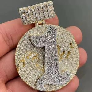 Collier de rappeur Dewisha Iced Out, bijoux hip-hop tendance, pendentif lettre en zircon diamant, bijoux en moissanite plaqué argent rond - Product Image 2