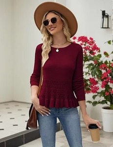 Pull en tricot bordeaux pour femme, col rond, manches longues, ourlet à volants, respirant, style automne - Product Image 4