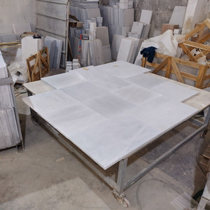 Carreaux d'extérieur classiques en calcaire bleu du fabricant vietnamien Carreaux de pavés naturels pour sols de piscine - Product Image 3