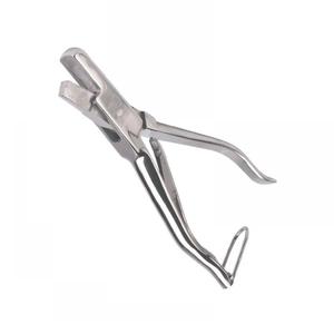 Coupe-oreilles vétérinaire robuste de 6 pouces en acier inoxydable forgé, petit modèle rectangulaire, réutilisable et réglable pour bovins/chèvres/porcs - Product Image 5