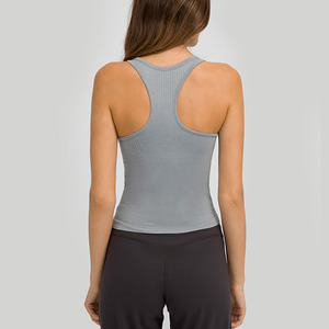 Débardeur de sport sans manches pour femme, grande taille, respirant, gilet de fitness, personnalisable avec logo imprimé numériquement, crop top pour ensembles de yoga - Product Image 4
